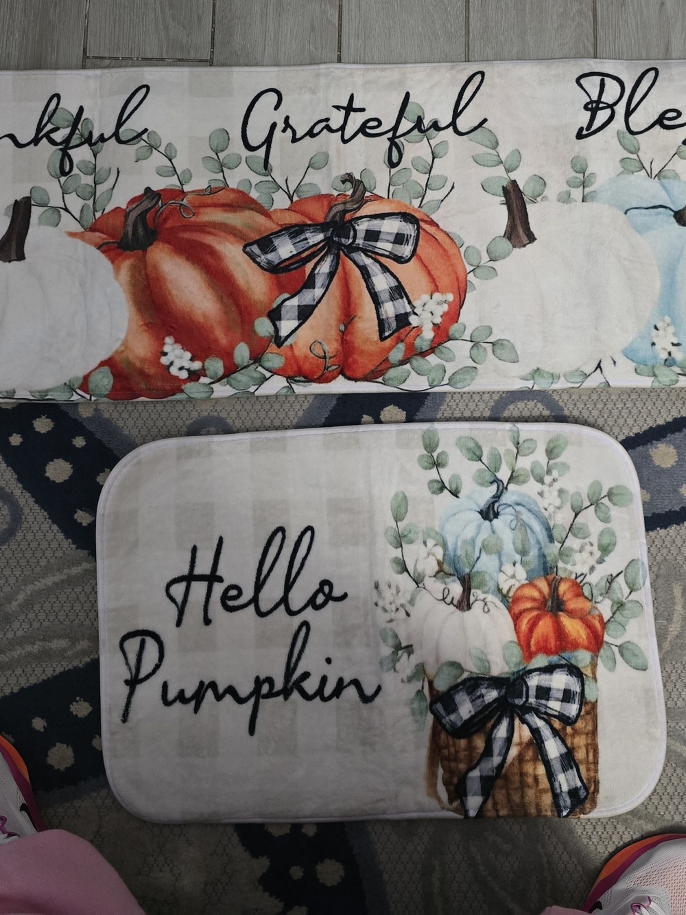 Hello Pumpkin Decorative Fall Mat Set - Orange & White Pumpkins